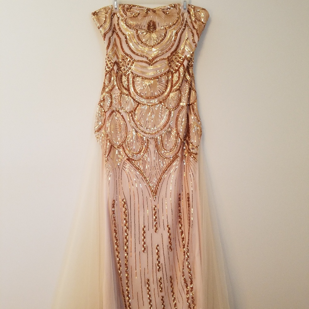Dazzling Art Deco Gown